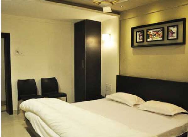Hotel Woodland, Veraval 4